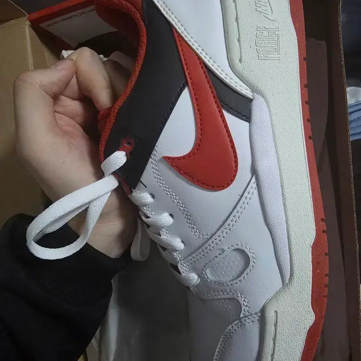 [BUNJANG] Nike Air Force 1 Low White/Red Sneakers / (신품)나이키 풀포스 로우 화이트/레드 280