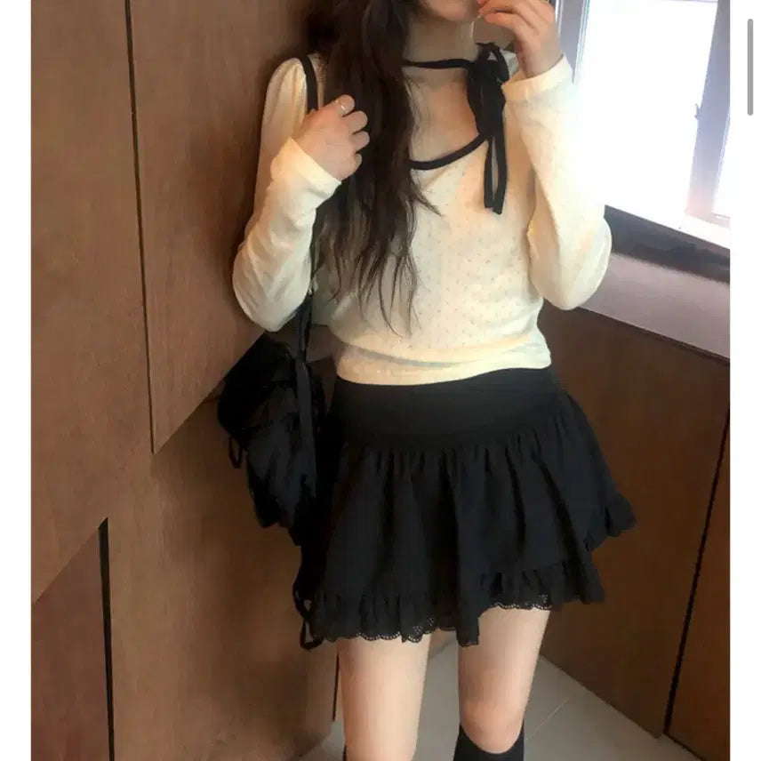 [SOLD OUT] 니어웨어 얼로우 레이스 미니 스커트 s