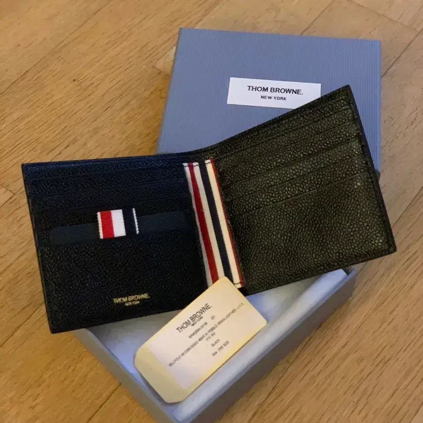 [BUNJANG] Thom Browne Pebble Grain Leather Wallet / 톰브라운 페블 그레인 레더 지갑 (미개봉 새상품)