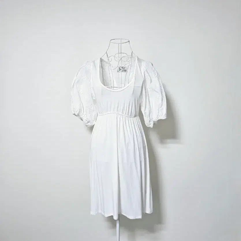 [SOLD OUT] 비스코스 90프로 화이트 원피스
