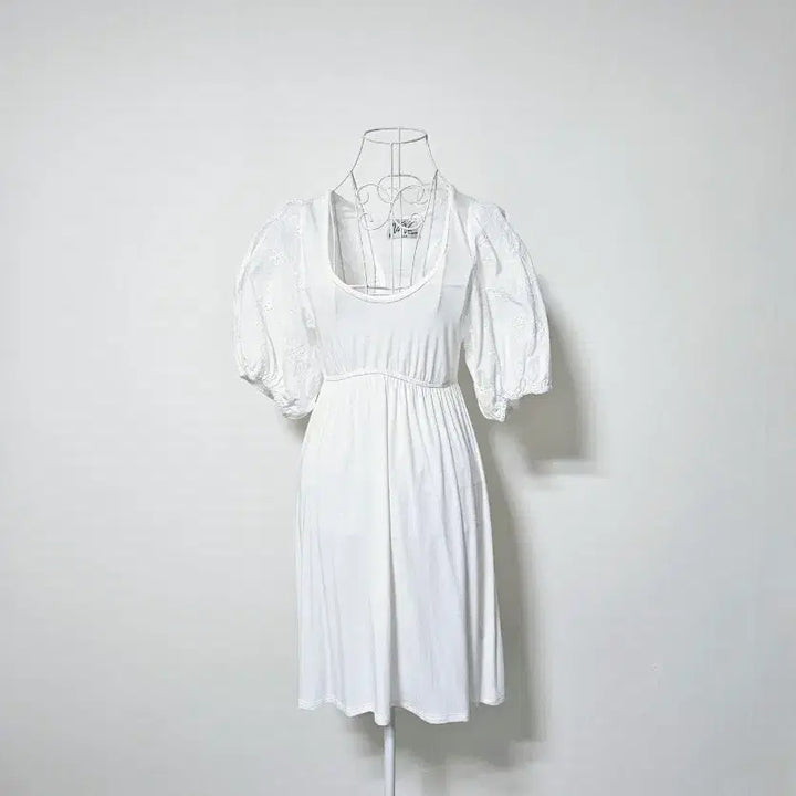 [SOLD OUT] 비스코스 90프로 화이트 원피스