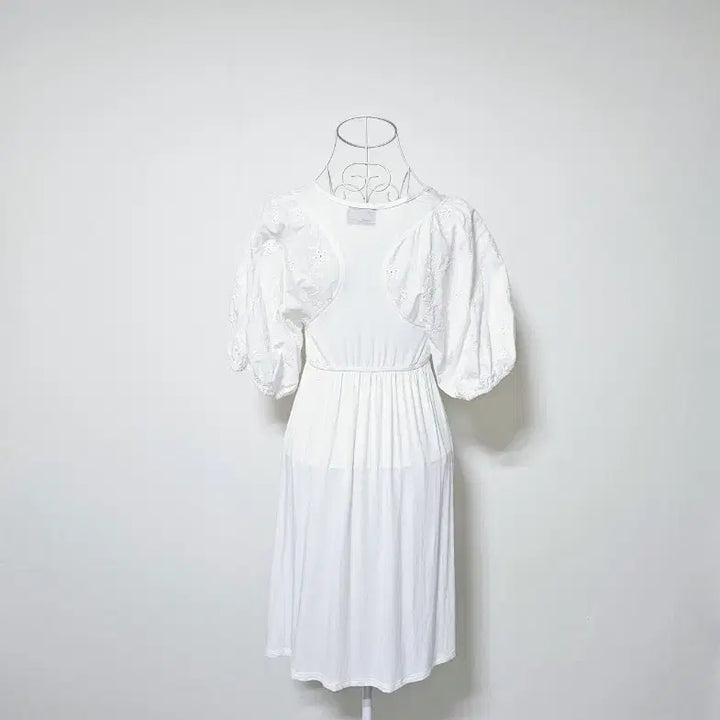 [SOLD OUT] 비스코스 90프로 화이트 원피스