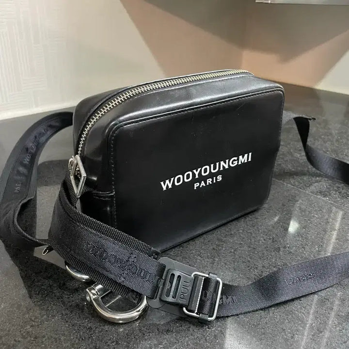 [SOLD OUT] 우영미 크로스백