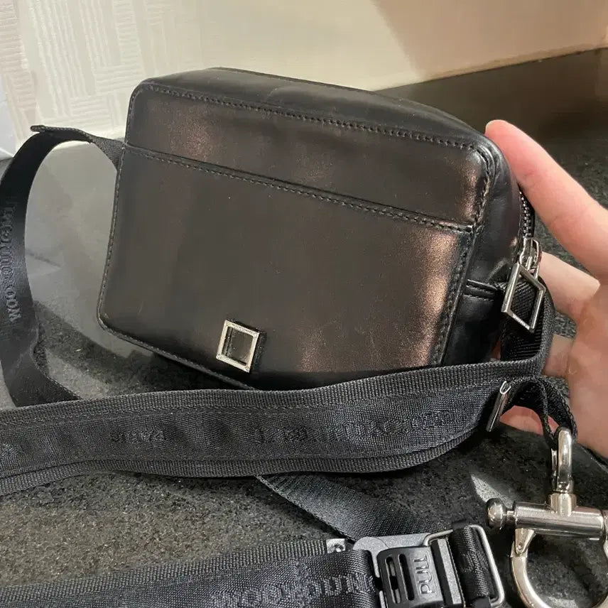 [SOLD OUT] 우영미 크로스백