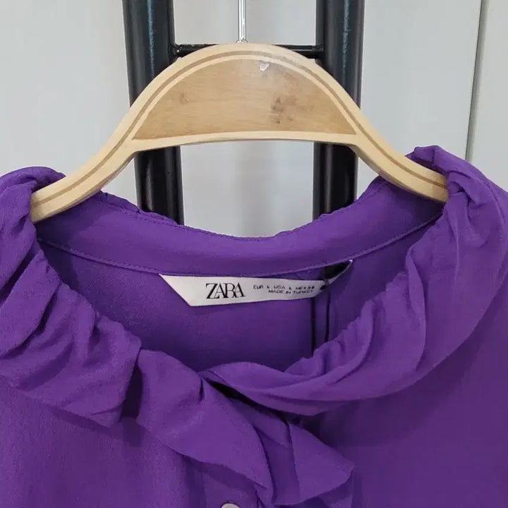 [BUNJANG] ZARA Ruffle Flowy Blouse Oversized L / 자라ZARA 러플 플로위 블라우스 오버핏 L사이즈 77~88 새제품