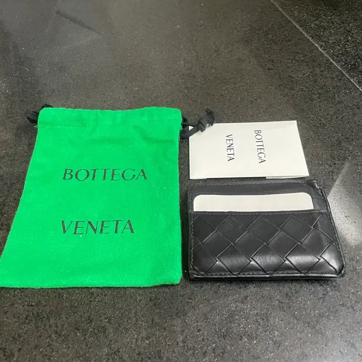 [SOLD OUT] 보테가 베네타 카드지갑 블랙