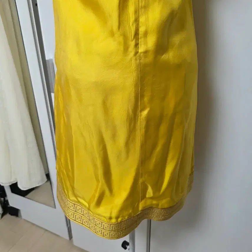 [SOLD OUT] 미국브랜드 silk 실크 노랑 나시 원피스