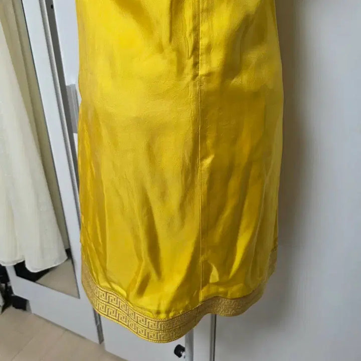 [SOLD OUT] 미국브랜드 silk 실크 노랑 나시 원피스