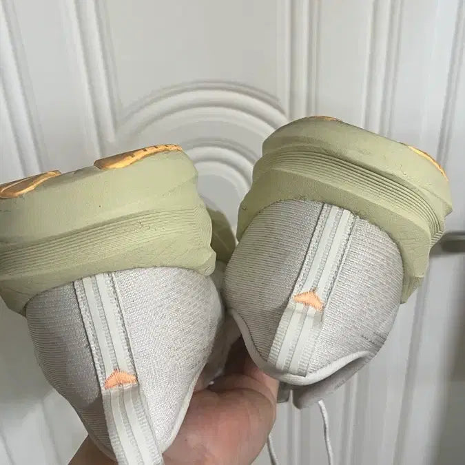 [SOLD OUT] 아식스 노바블라스트5 265