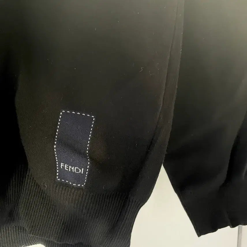 [BUNJANG] Fendi Black Knit Sweater / 펜디 블랙 니트 스웨터