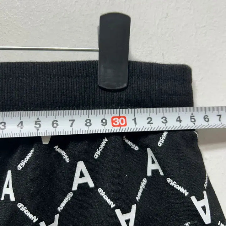 [BUNJANG] ANNOYED Black A-Pattern Skirt / ANNOYED 블랙 A패턴 스커트 74