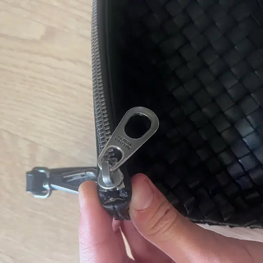 [BUNJANG] Bottega Veneta Clutch Bag / 보네다 베네타 클러치