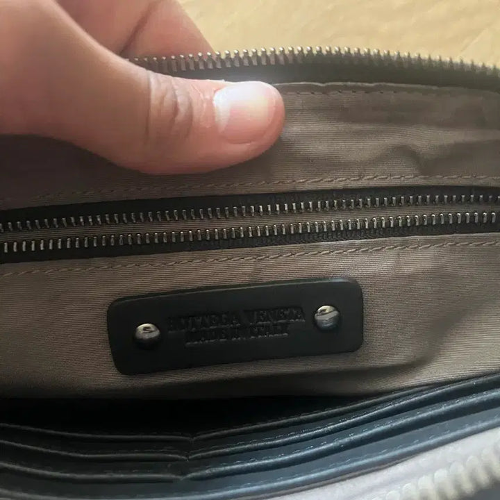 [BUNJANG] Bottega Veneta Clutch Bag / 보네다 베네타 클러치
