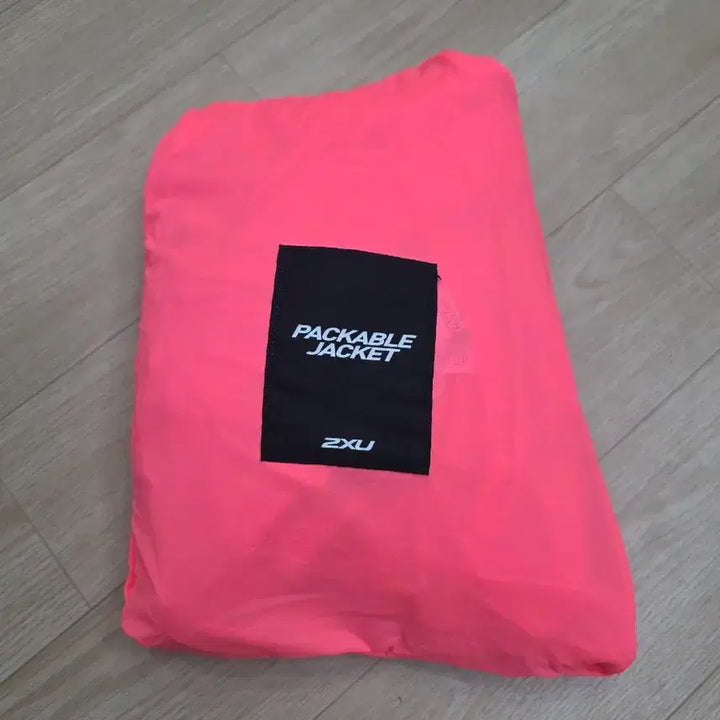 [SOLD OUT] 2XU 플렉서블 팩커블 바람막이 XL-러닝, 골프, 자전거, 라이딩