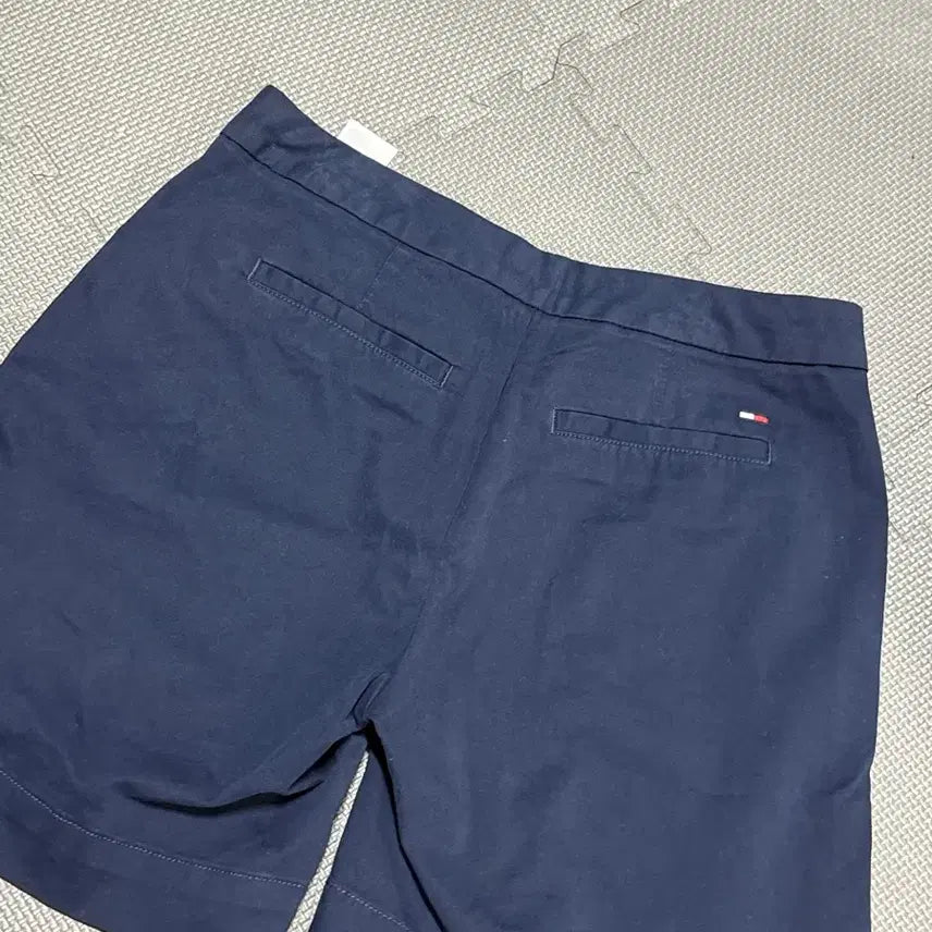 [SOLD OUT] 타미힐피거 네이비 반바지