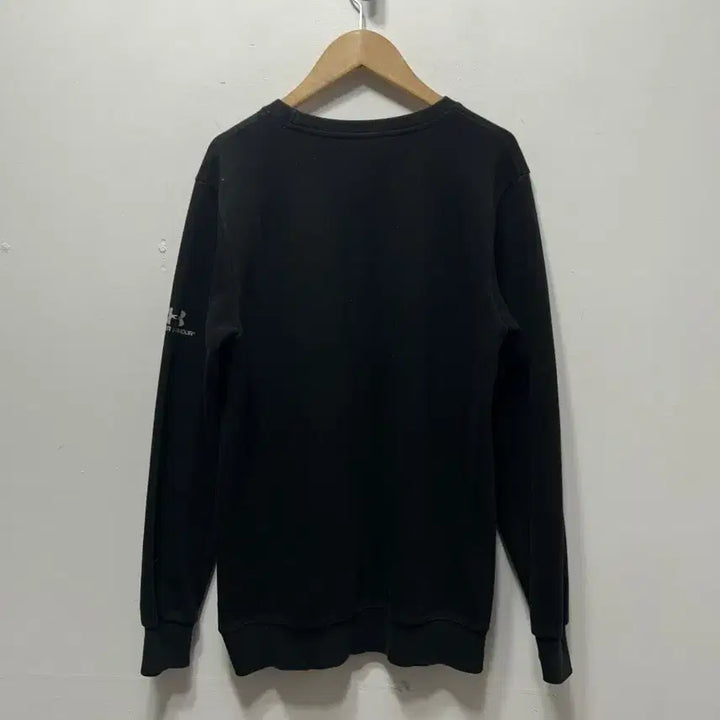 [BUNJANG] Under Armour Black Sweatshirt M / 언더아머 블랙 맨투맨 티셔츠 M