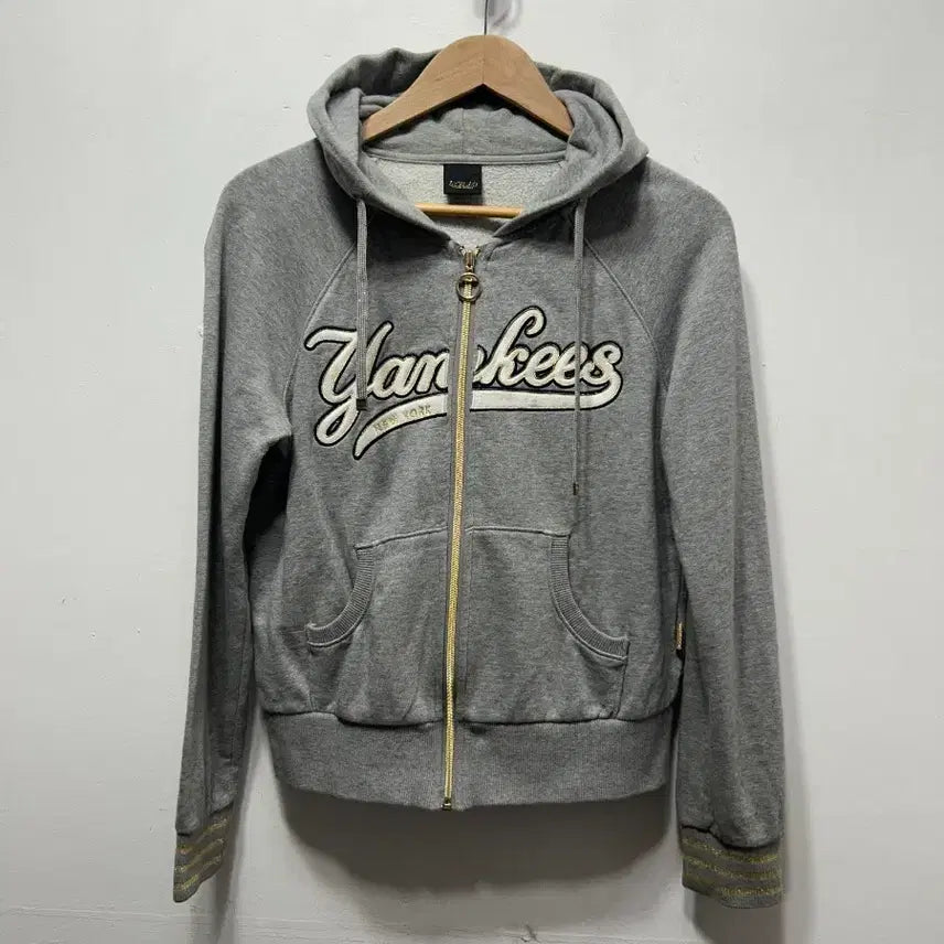 [BUNJANG] MLB Yankees Gray Hoodie Zip-up (S) / MLB Yankees 회색 후드집업 S