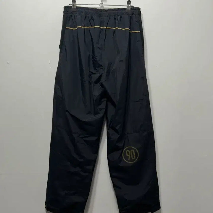 [SOLD OUT] 나이키 블랙 트레이닝 바지 토탈90 L