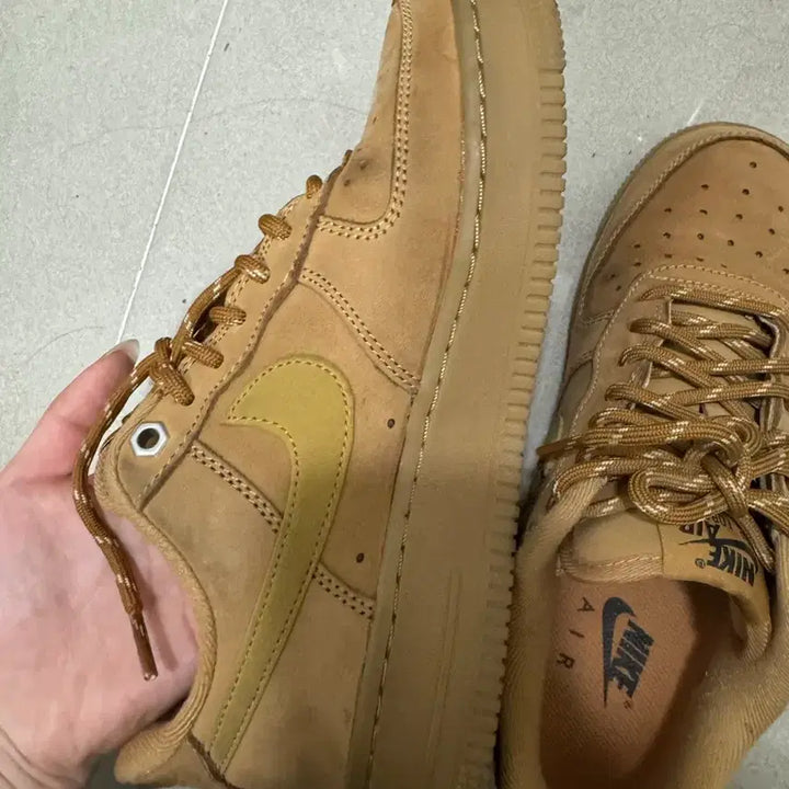 [SOLD OUT] 나이키 에어포스 된장포스
