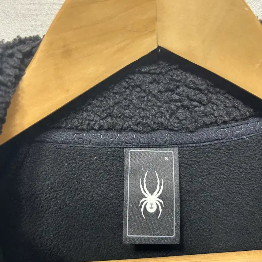 [BUNJANG] Spider Black Fleece Jacket S / 스파이더 검정색 뽀글이 플리스 S