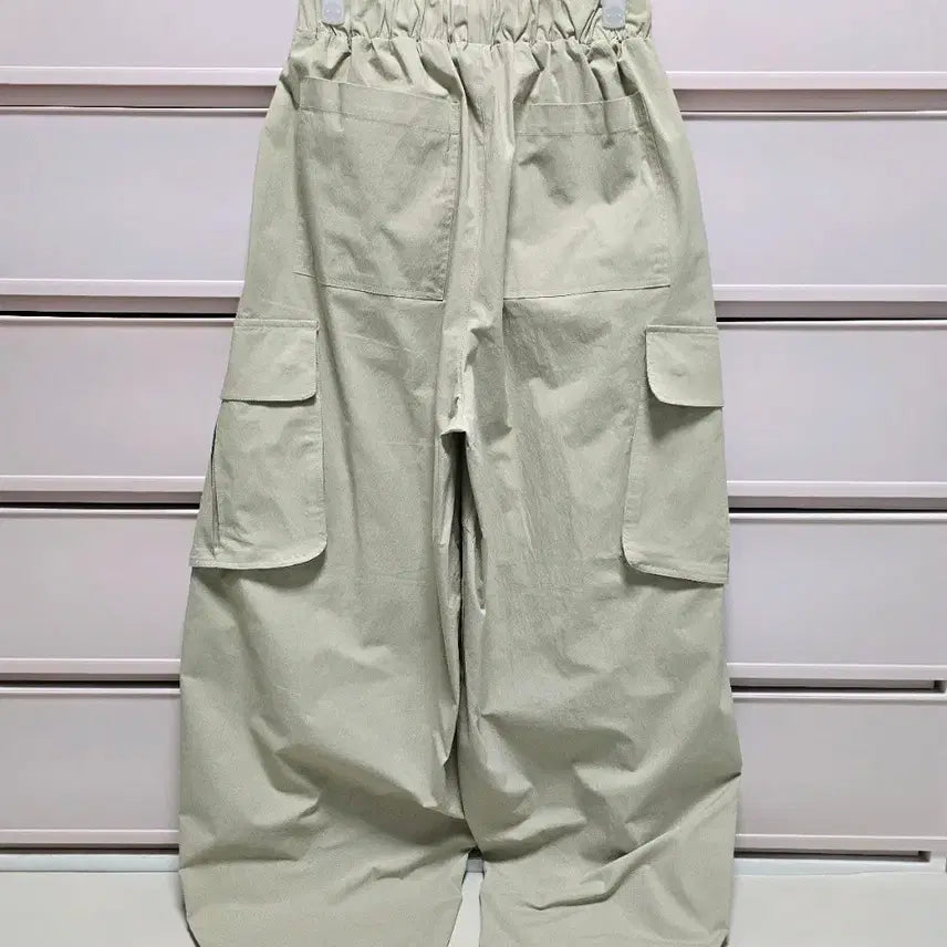 [SOLD OUT] 바스락 벌룬 카고팬츠 새상품