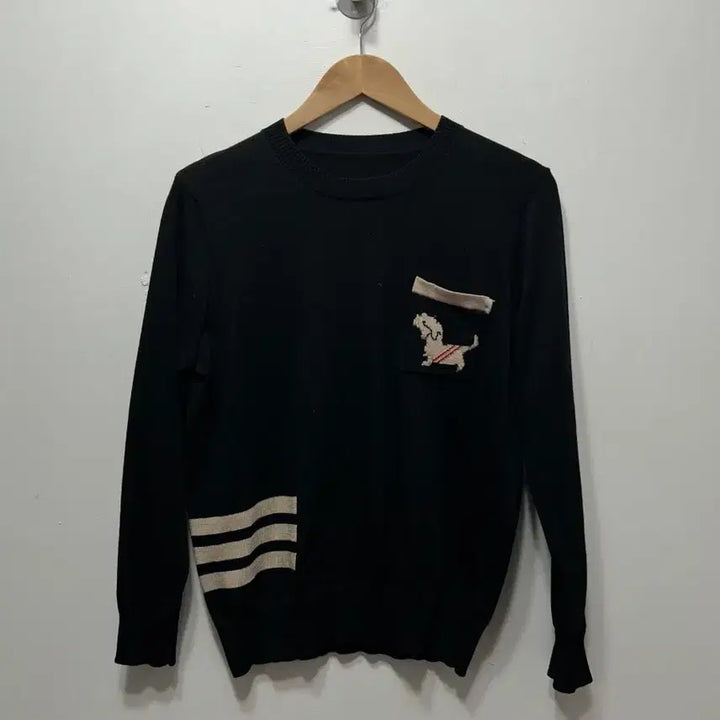 [SOLD OUT] 블랙 여성 라운드  자수 니트 M