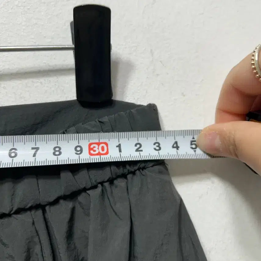 [BUNJANG] CHOR Authentic Black Flare Midi Skirt / CHOR Authentic 블랙 플레어 미디 스커트