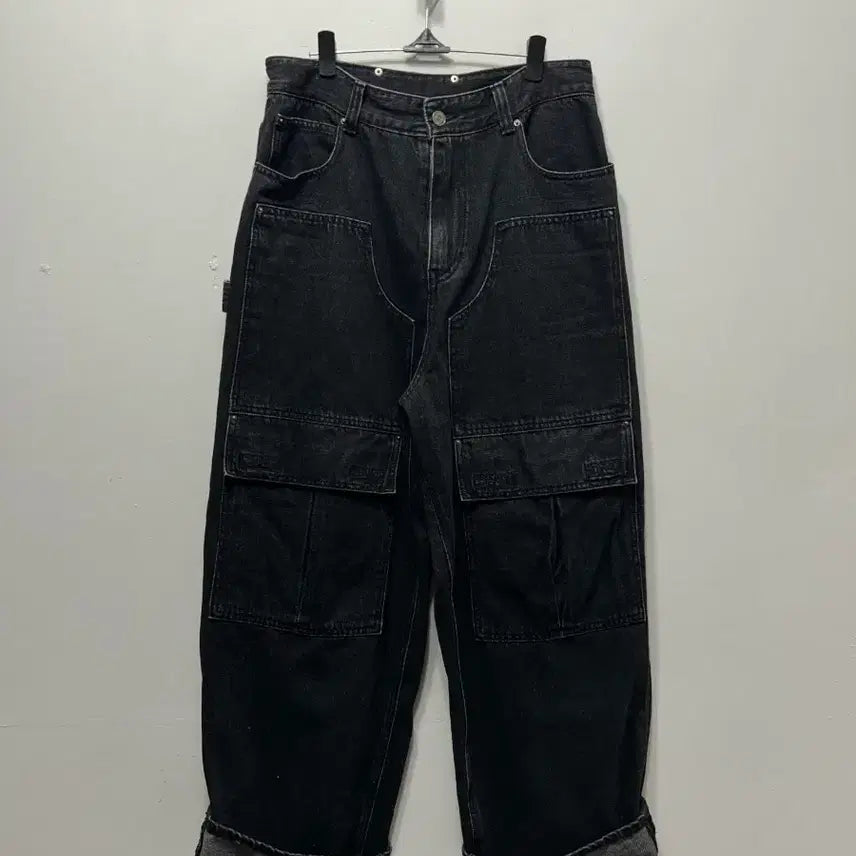 [BUNJANG] MAISON MINED Black Denim Cargo Wide Pants / MAISON MINED 블랙 데님 카고 와이드 팬츠 46