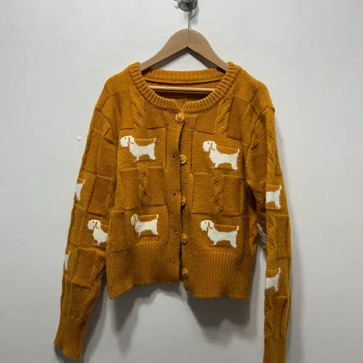 [BUNJANG] Dachshund Pattern Mustard Cardigan / 겨자색 닥스훈트 패턴 가디건 F