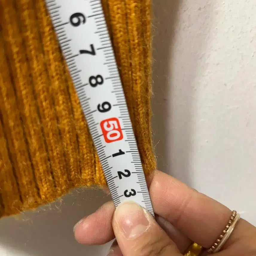 [BUNJANG] Dachshund Pattern Mustard Cardigan / 겨자색 닥스훈트 패턴 가디건 F