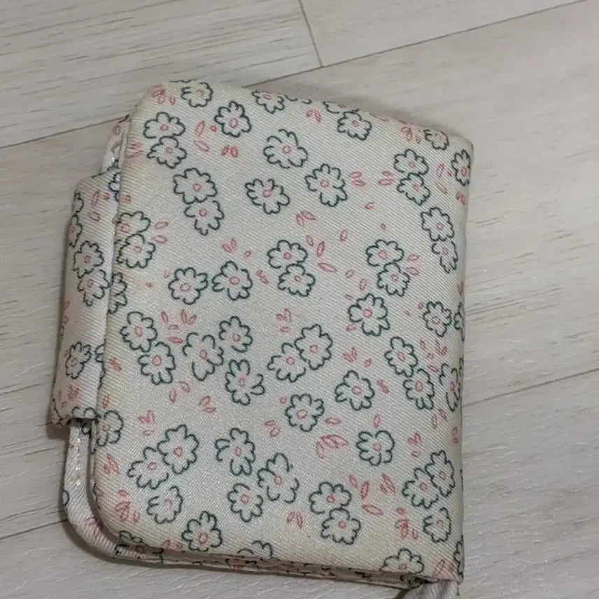 [SOLD OUT] 꽃무늬 미니지갑 카드지갑