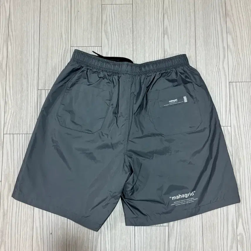 [BUNJANG] Mahagrid Nylon Shorts (L) - Gray / 마하그리드 나일론 반바지 L(허리밴딩끈)free 미사용