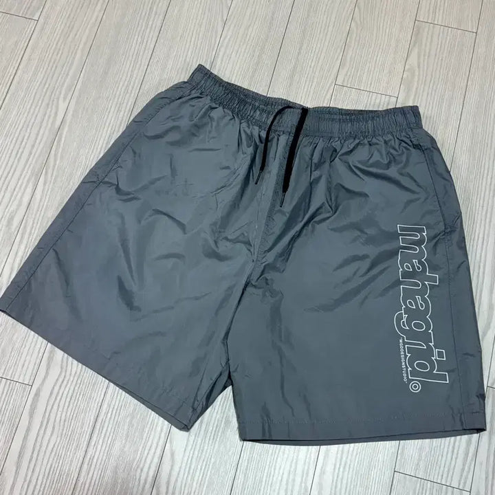 [BUNJANG] Mahagrid Nylon Shorts (L) - Gray / 마하그리드 나일론 반바지 L(허리밴딩끈)free 미사용