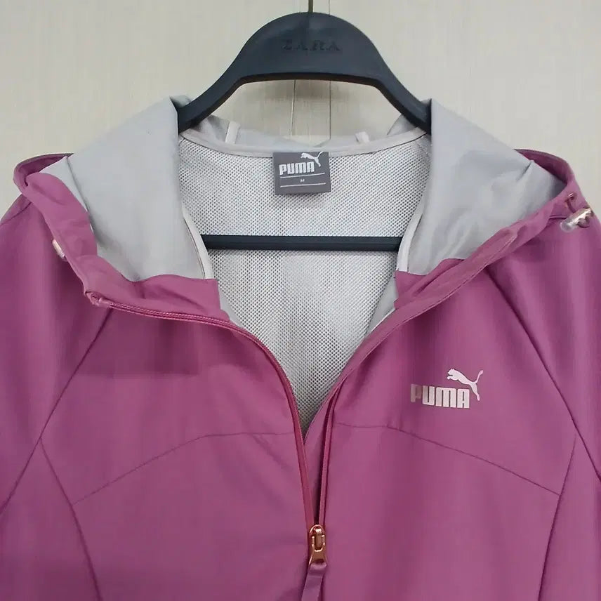 [BUNJANG] Puma Pink Hooded Windbreaker Jacket / 푸마 핑크색 후드 바람막이 자켓