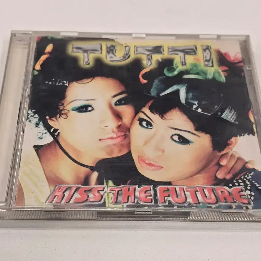 [BUNJANG] Tutti Kiss The Future 1st Album CD / 희귀 음반 | 뚜띠(Tutti) 1집 - Kiss The Future