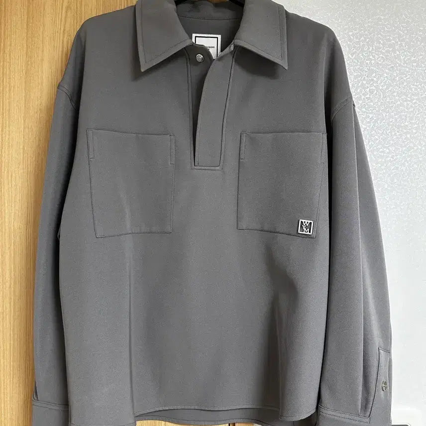 [SOLD OUT] (50) 23SS 우영미 더블 포켓 폴로 티셔츠 - 그레이