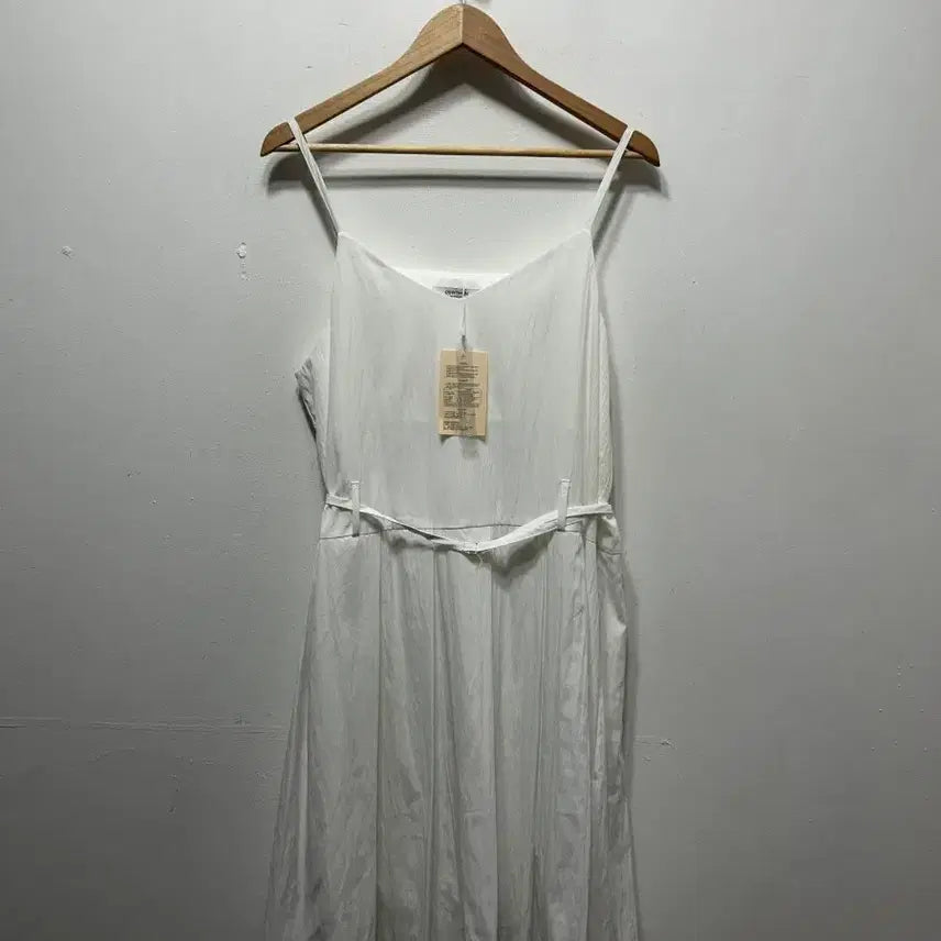 [BUNJANG] 09WOMEN White Sleeveless Dress with Belt Set / 09WOMEN 화이트 민소매 원피스 벨트 세트