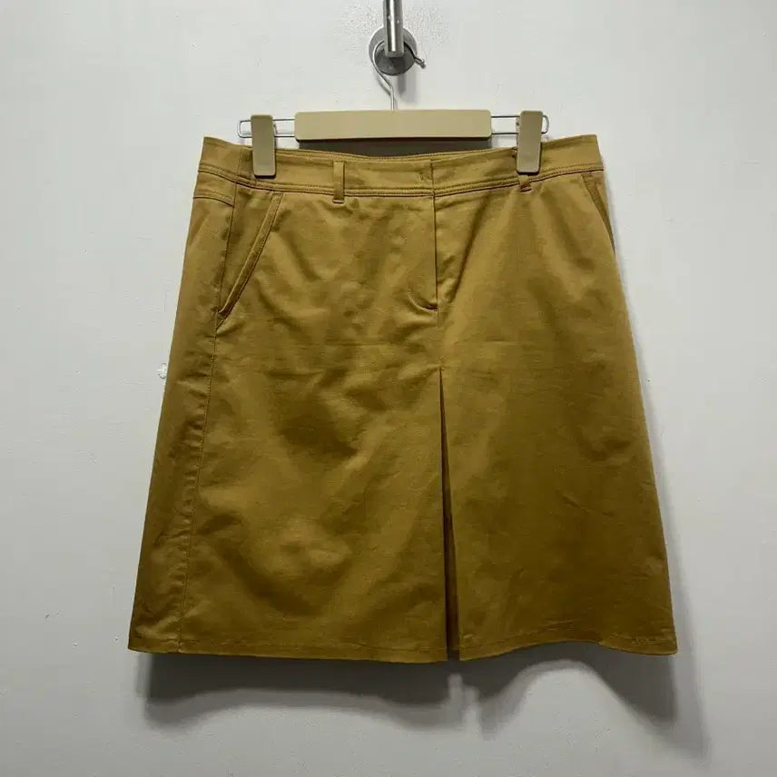 [BUNJANG] Hazzys Khaki Pleated Mini Skirt / 헤지스 카키색 플리츠 미니 스커트 둘레 73