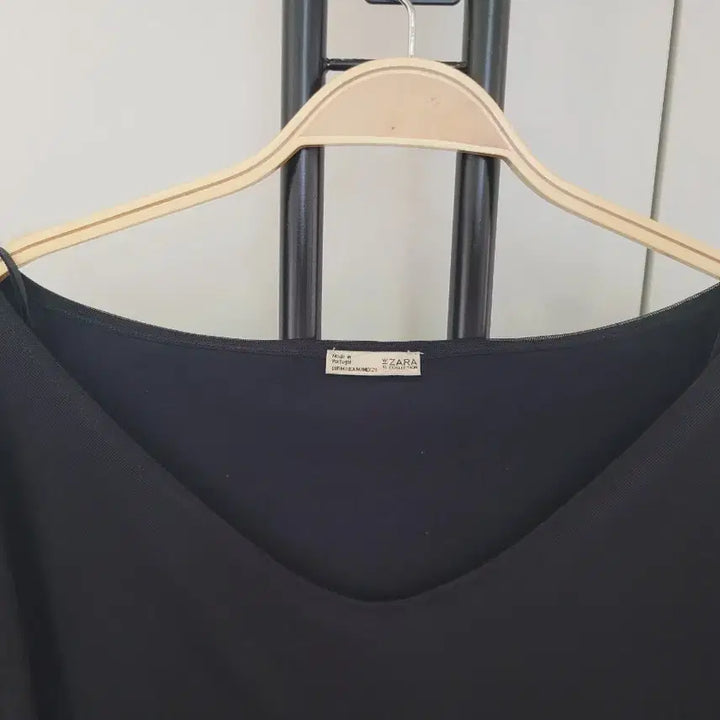 [BUNJANG] ZARA Black Sheer Puff Sleeve T-Shirt (Size M) / 자라 블랙 시스루 퍼프 반팔 티셔츠 M사이즈
