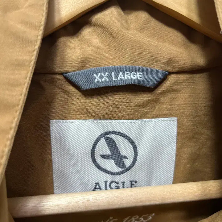 [SOLD OUT] AIGLE 카키색 후드 바람막이 자켓 야상 2XL