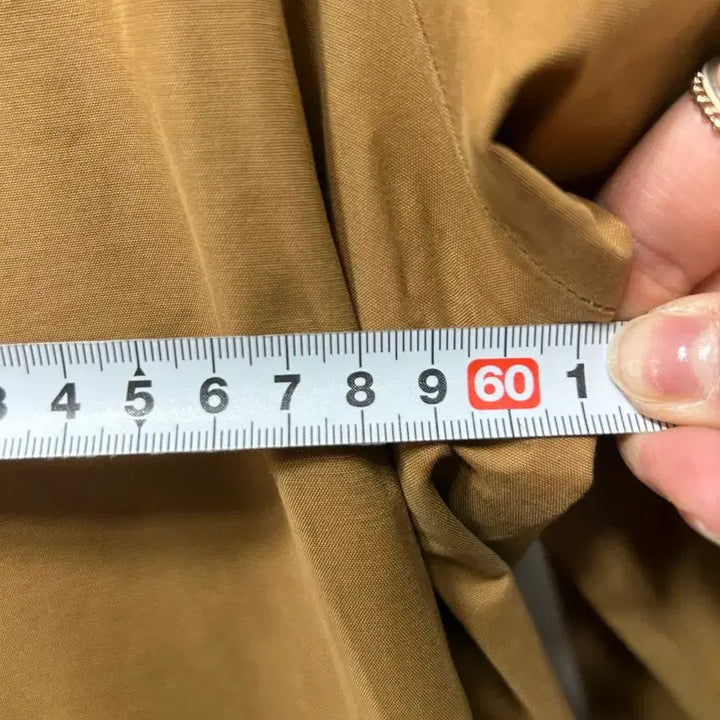 [SOLD OUT] AIGLE 카키색 후드 바람막이 자켓 야상 2XL