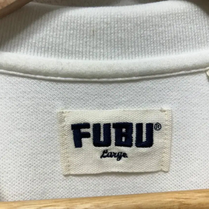 [BUNJANG] FUBU White Collar Short Sleeve T-shirt / 후부 FUBU 화이트 카라 반팔티 100