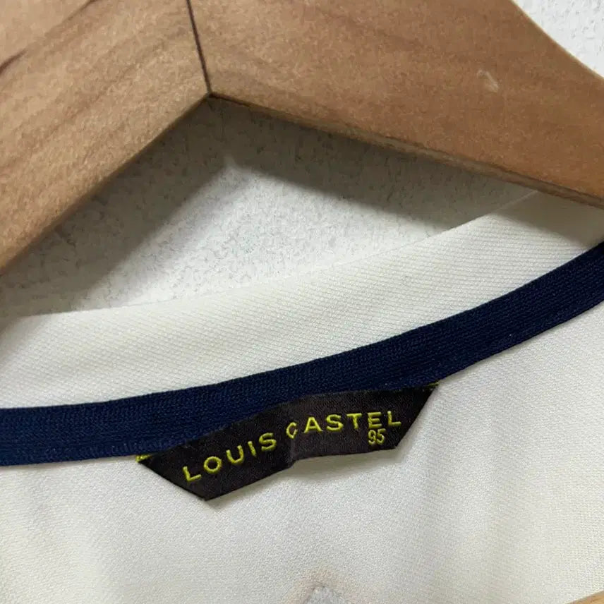 [BUNJANG] Louis Patell White Printed T-shirt M / 루이스파텔 화이트 프린팅 반팔티 M