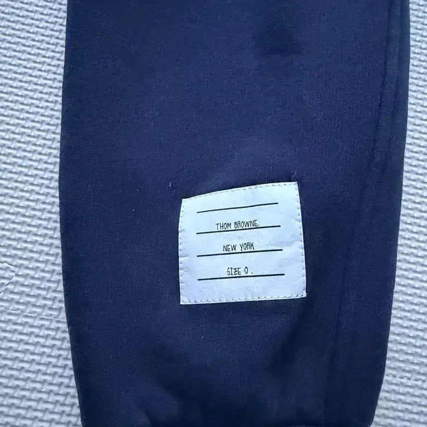 [BUNJANG] Thom Browne Training Pants / 정품 톰브라운 트레이닝 바지