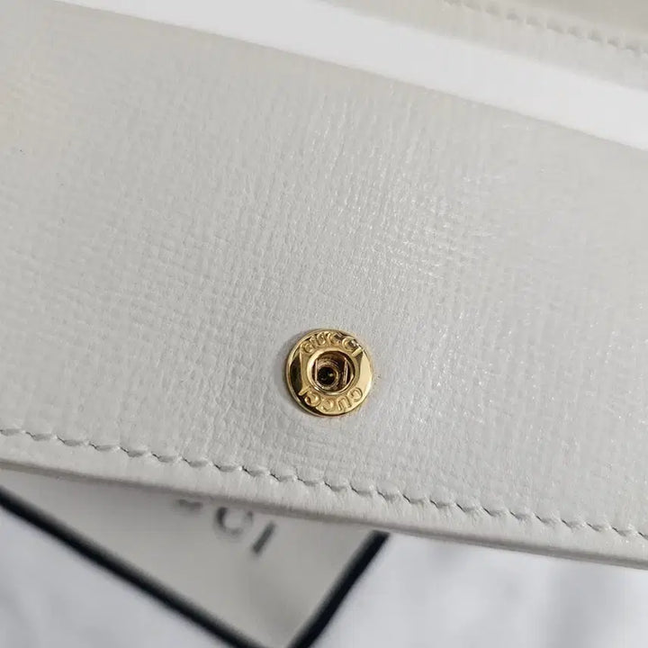 [BUNJANG] Gucci Horsebit GG Supreme Bifold Wallet / 구찌 홀스빗 반지갑 GG 수프림 카드지갑 모델 번호 621887