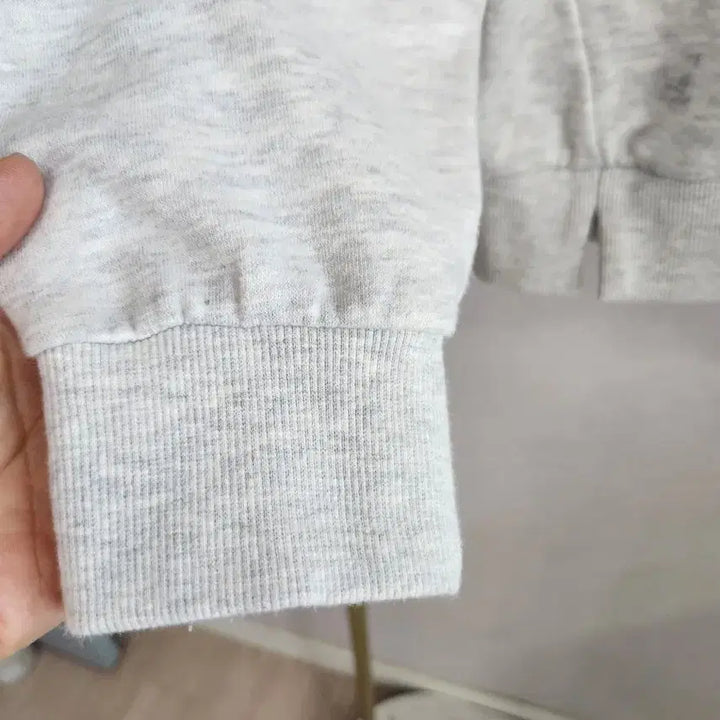[BUNJANG] Benetton Gray Sweatshirt / 베네통 맨투맨 티셔츠 회색