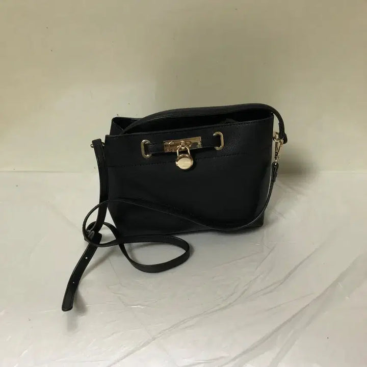 [BUNJANG] Saint Scott Crossbody Bag / 세인트스코트 크로스백@9972