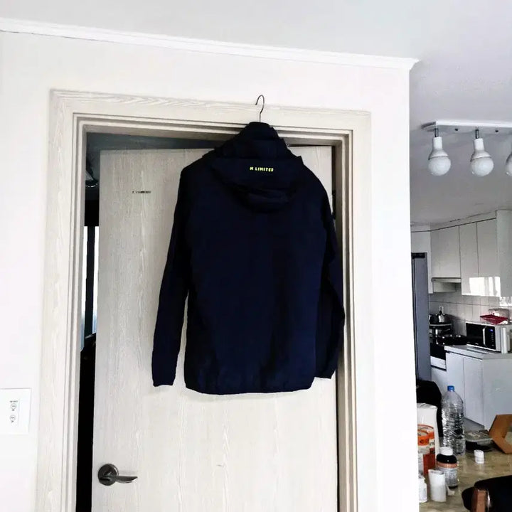 [BUNJANG] M LIMITED Navy Windbreaker Jacket / M LIMITED 네이비 바람막이 자켓