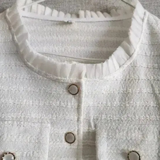 [BUNJANG] White Pearl Button Jacket (Size 66) / 새상품: 화이트 스판쟈켓  66