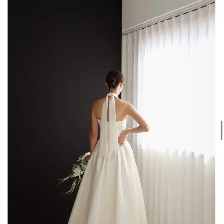 [BUNJANG] Bales Halterneck Dress Camellia Ivory / 베일즈 홀터넥 드레스 카멜리아 아이보리 s(2부 드레스 추천)
